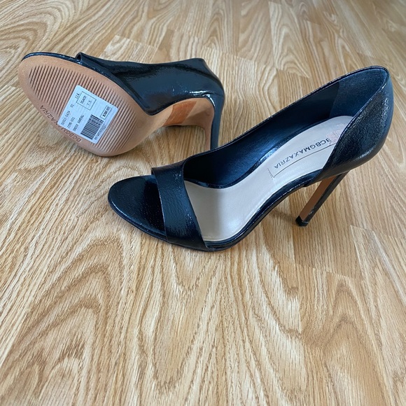 BCBG MAX AZRIA JIVE heels like new never worn - Picture 3 of 9